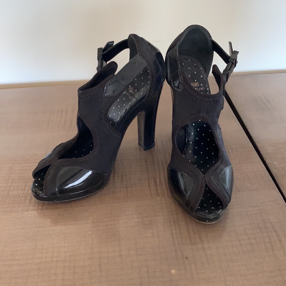 Moschino beautiful black heels